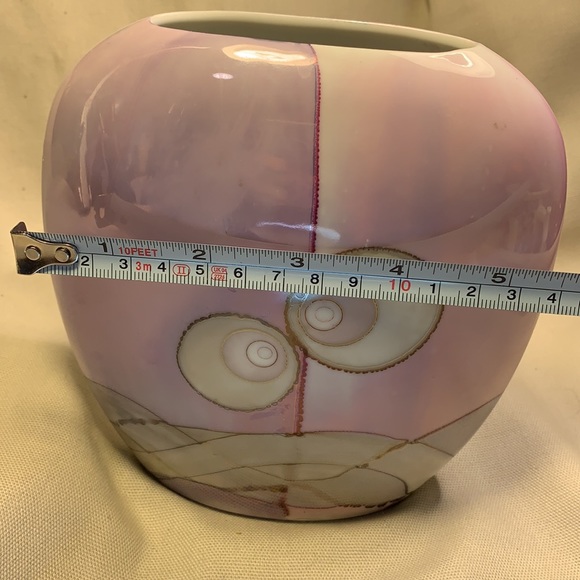 Vintage Hand Made 1988 vase - Picture 14 of 16